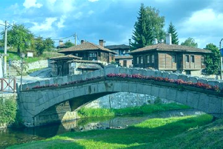Zoey, 27 — Escort in Koprivshtitsa, Bulgaria