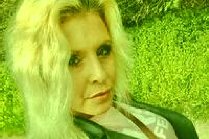Zoey, 27 — Escort in Mokrovraty, Czech Republic