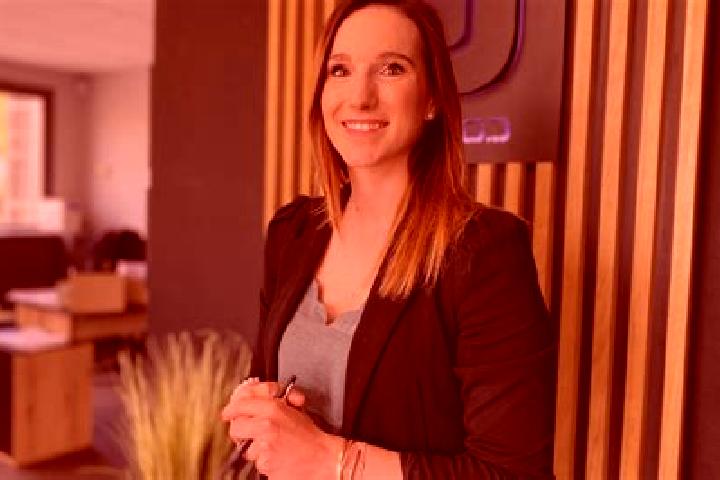 Zoey, 27 — Escort in Saint-Romain-en-Jarez, France