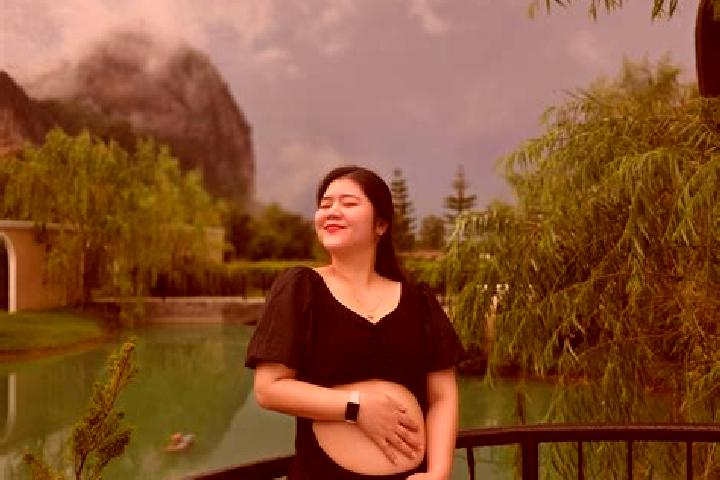 Zoey, 27 — Escort in Savadisla, Romania