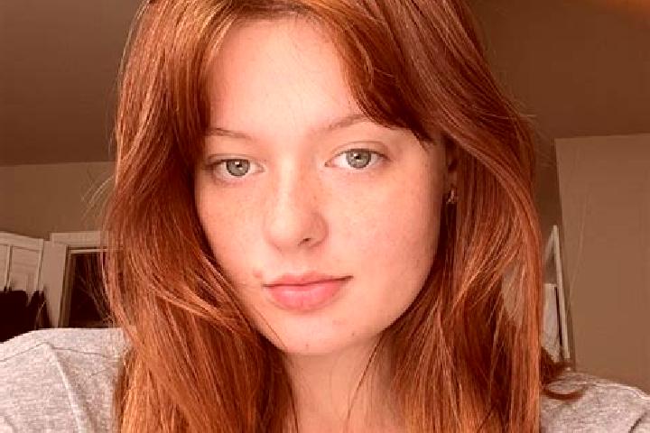 Zoey, 28, a auburn grey-eyed european companion based in Bargoed. Offering Girlfriend Experience, OWO, Deep French Kissing. Available for incall and outcall,...