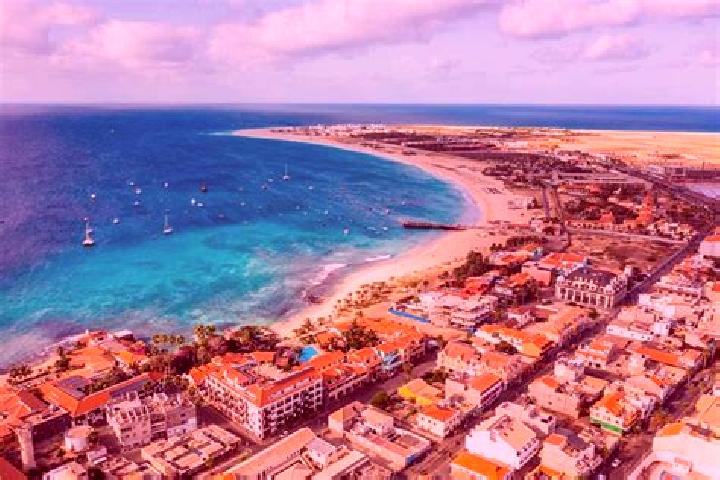 Zoey, 28, a blonde brown-eyed caucasian companion based in Cabo Verde. Offering OWO, Party Girl, 69, Duos. Available for incall and outcall, day and evening ...