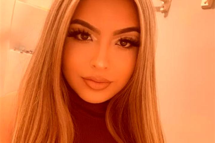 Zoey, 28, a chestnut blue-eyed mixed companion based in Dietenhofen. Offering Dinner Date, Domination, Striptease. Available for incall and outcall, day and ...