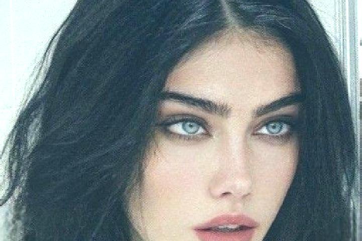 Zoey, 28, a chestnut grey-eyed caucasian companion based in Salsipuedes. Offering BDSM, Striptease, Party Girl. Available for incall and outcall, day and eve...