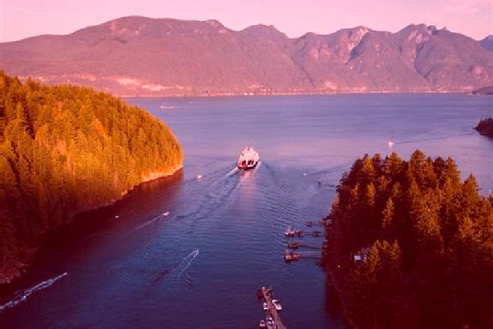 Zoey, 28 — Escort in Bowen Island, Canada