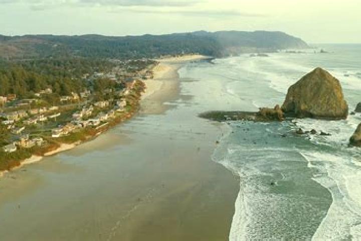 Zoey, 28 — Escort in Cannon Beach, United States