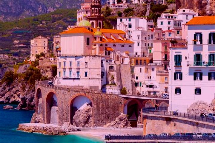 Zoey, 28 — Escort in Santomenna, Italy