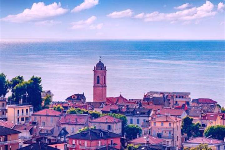 Zoey, 29 — Escort in Cupra Marittima, Italy