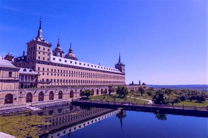Zoey, 29 — Escort in Monasterio de la Sierra, Spain