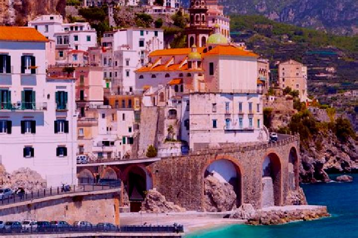 Zoey, 29 — Escort in Montecastello, Italy