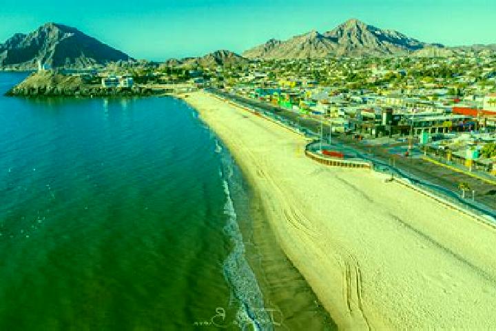 Zoey, 29 — Escort in San Felipe, Peru