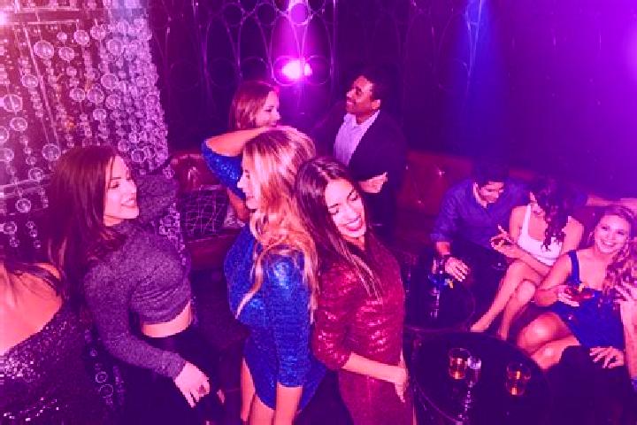 Zoey, 30, a auburn blue-eyed caribbean companion based in Savigny-le-Sec. Offering Striptease, Party Girl, Prostate Massage. Available for incall and outcall...