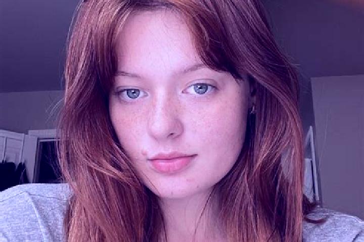 Zoey, 30, a auburn grey-eyed mixed companion based in Semeac. Offering Travel Companion, Tantra. Available for incall and outcall, day and evening dates.