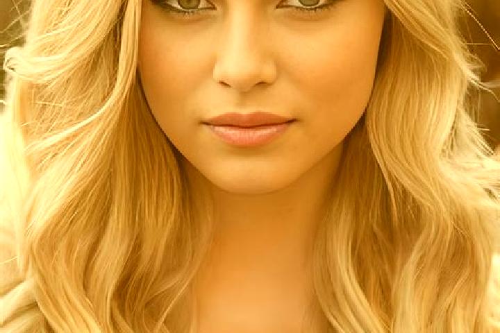 Zoey, 30, a dark blonde dark-eyed asian companion based in Berry. Offering Deep French Kissing, A-Level. Available for incall and outcall, overnight bookings...