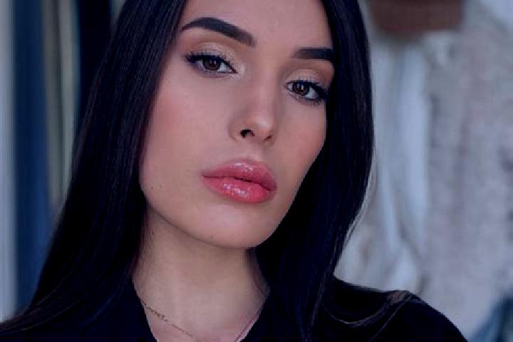 Zoey, 30 — Escort in Artand, Hungary