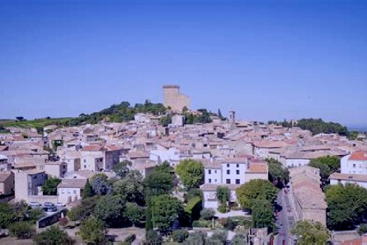 Zoey, 30 — Escort in Chateauneuf, France