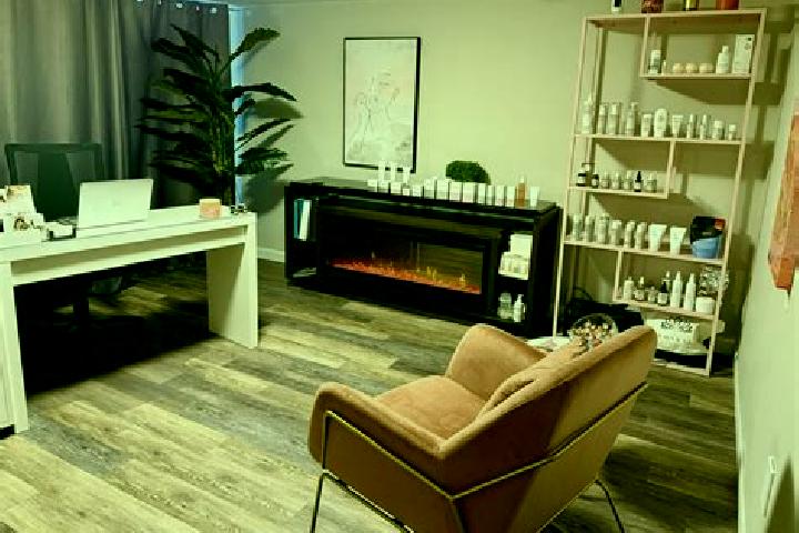 Zoey, 30 — Escort in Cowansville, Canada
