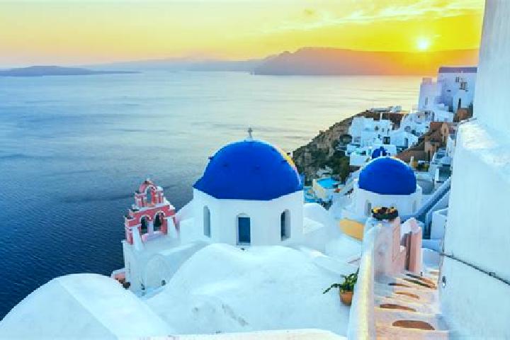 Zoey, 30 — Escort in Krinides, Greece