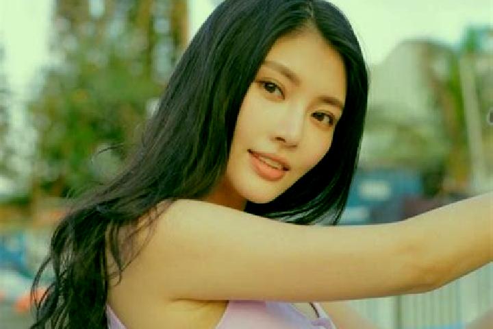 Zoey, 30 — Escort in Xihong Shanzi, China