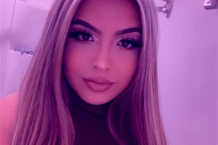 Zoey, 31, a blonde brown-eyed latina companion based in Gamones. Offering 69, Travel Companion, Prostate Massage. Available for incall and outcall, overnight...