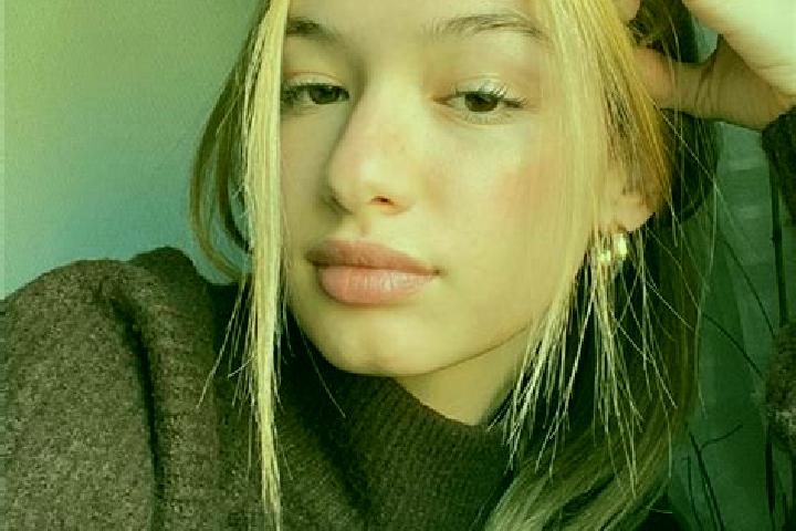 Zoey, 31, a blonde brown-eyed mixed companion based in Erpersdorf. Offering Deep French Kissing, 69, Tantra, Striptease. Available for incall and outcall, ov...