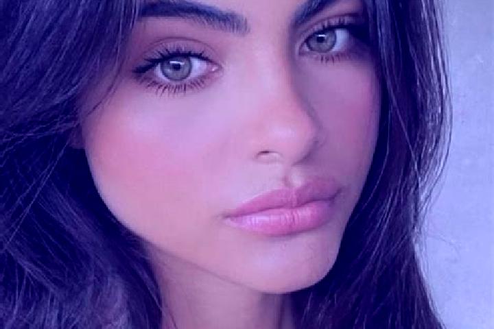 Zoey, 31, a blonde dark-eyed indian companion based in Koubeba. Offering Travel Companion, BDSM, Duos, Girlfriend Experience. Available for incall and outcal...