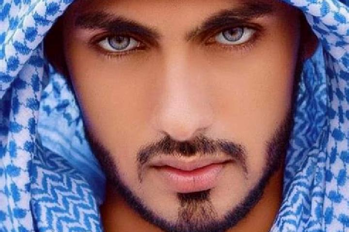 Zoey, 31, a red dark-eyed middle eastern companion based in Arou. Offering Massage, GFE, Girlfriend Experience, Domination. Available for incall and outcall,...