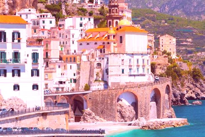 Zoey, 31 — Escort in Catanzaro, Italy