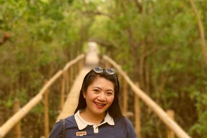 Zoey, 31 — Escort in Genang, Indonesia