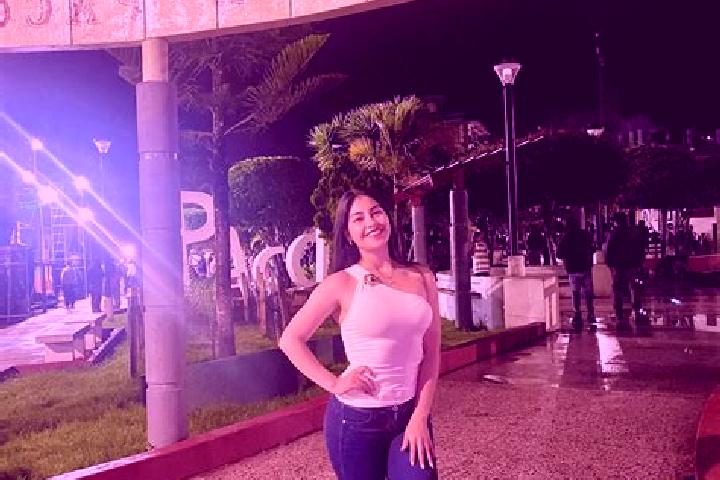 Zoey, 31 — Escort in Paccha, Peru