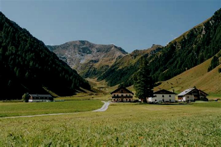 Zoey, 31 — Escort in Schmirn, Austria