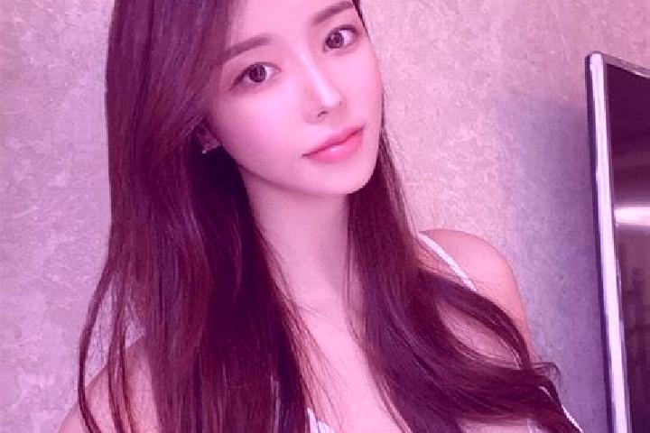 Zoey, 31 — Escort in Shuiyao, China