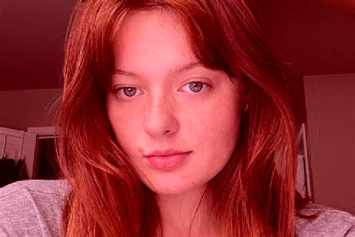 Zoey, 32, a auburn amber-eyed caribbean companion based in Hayashino. Offering Striptease, GFE. Available for incall and outcall, overnight bookings available.