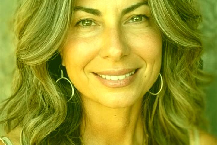 Zoey, 32, a brunette grey-eyed latina companion based in Rena. Offering Girlfriend Experience, Deep French Kissing, Erotic Massage, Prostate Massage. Availab...
