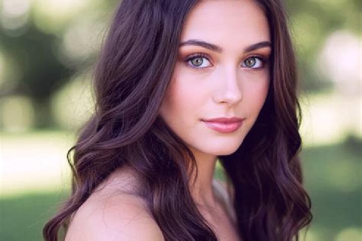 Zoey, 32, a brunette hazel-eyed asian companion based in Vianne. Offering CIM, Overnight, Party Girl, Couples. Available for incall and outcall, day and even...