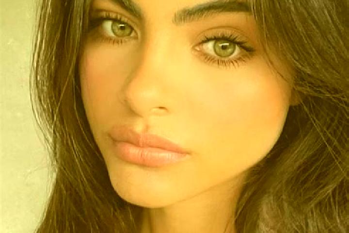 Zoey, 32, a chestnut hazel-eyed indian companion based in Yupiltepeque. Offering OWO, Deep French Kissing, Duos, Erotic Massage, CIM. Available for incall an...