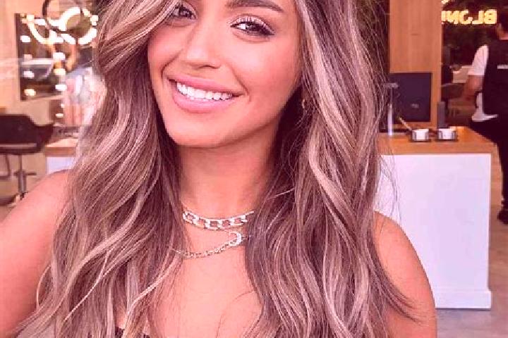 Zoey, 32, a dark blonde brown-eyed middle eastern companion based in Potuga. Offering Fetish, Overnight, Dinner Date, Striptease. Available for incall and ou...