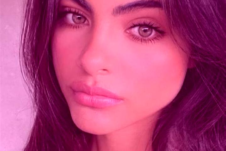 Zoey, 32, a dark blonde green-eyed indian companion based in Colonia Reconstructia. Offering Tantra, A-Level, Girlfriend Experience. Available for incall and...