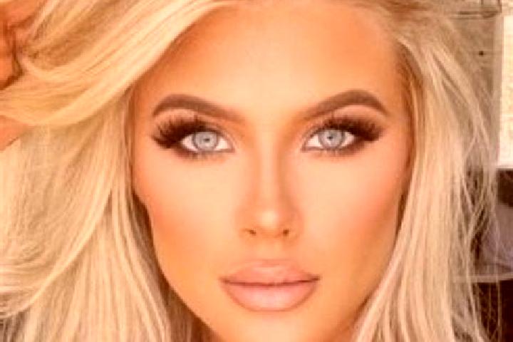 Zoey, 32, a platinum blonde grey-eyed ebony companion based in Puerto Santander. Offering Overnight, Domination, BDSM, A-Level. Available for incall and outc...