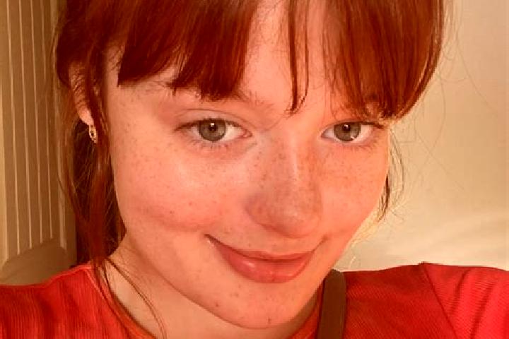 Zoey, 32, a red brown-eyed european companion based in Donji Smrtici. Offering Striptease, Prostate Massage, BDSM, Fetish, Roleplay. Available for incall and...