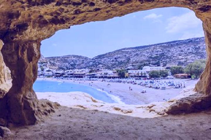 Zoey, 32 — Escort in Analipsi, Greece