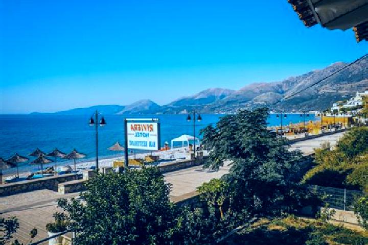 Zoey, 32 — Escort in Lazarat, Albania