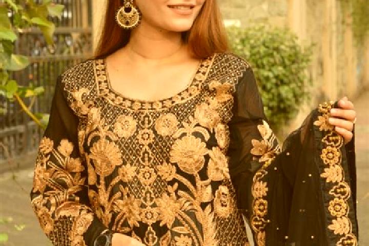 Zoey, 32 — Escort in Nurmahal, India