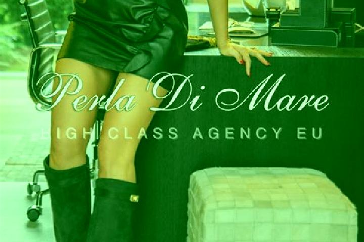 Zoey, 32 — Escort in Preajba Mare, Romania
