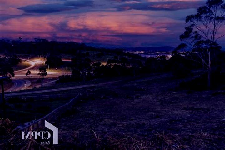 Zoey, 32 — Escort in Tolmans Hill, Australia