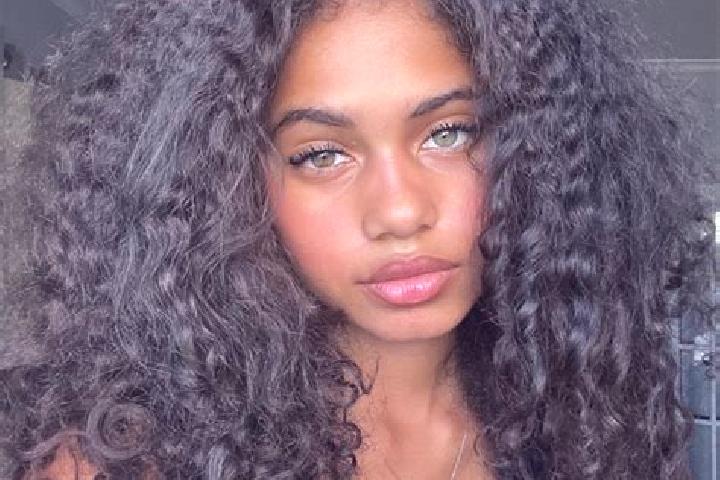 Zoey, 33, a black brown-eyed ebony companion based in Lynn Canyon. Offering Duos, Deep French Kissing, Erotic Massage, 69, Striptease. Available for incall a...
