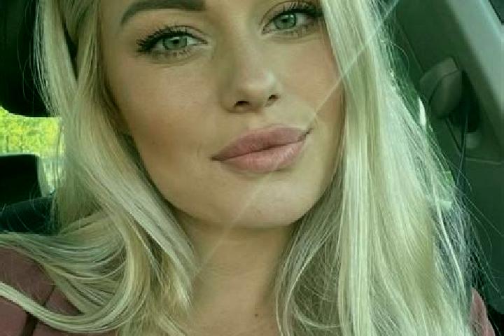 Zoey, 33, a blonde hazel-eyed mixed companion based in Tsunta. Offering CIM, Girlfriend Experience, Tantra, Striptease. Available for incall and outcall, ove...