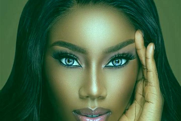 Zoey, 33, a chestnut blue-eyed ebony companion based in Erdemli. Offering Deep French Kissing, BDSM, GFE, Striptease, Roleplay. Available for incall and outc...