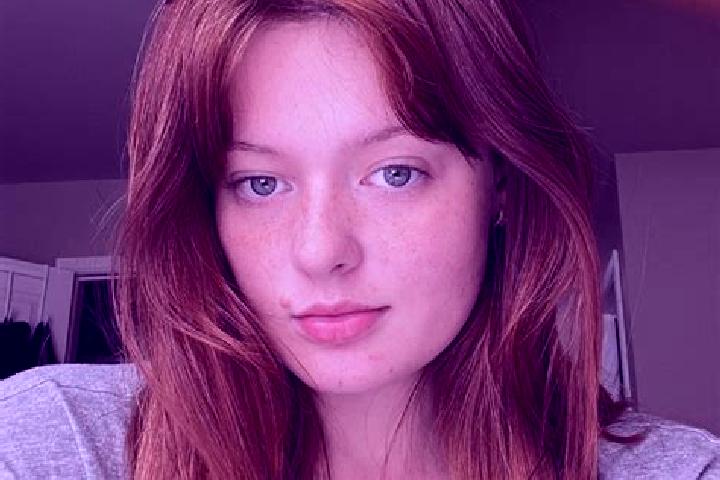 Zoey, 33, a red blue-eyed mixed companion based in Scheibe-Alsbach. Offering Overnight, OWO, Party Girl, Travel Companion. Available for incall and outcall, ...