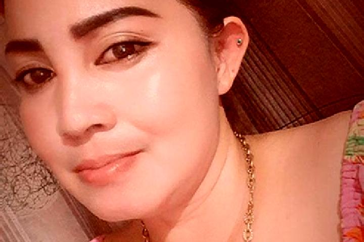 Zoey, 33 — Escort in Ganjur Girang, Indonesia